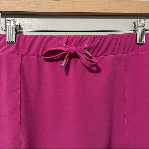 Chico’s Zenergy UPF 2.5 Pull On Style Skort Pink - Picture 4 of 10